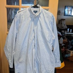 EUC Paul Frederick 16 1/2 35